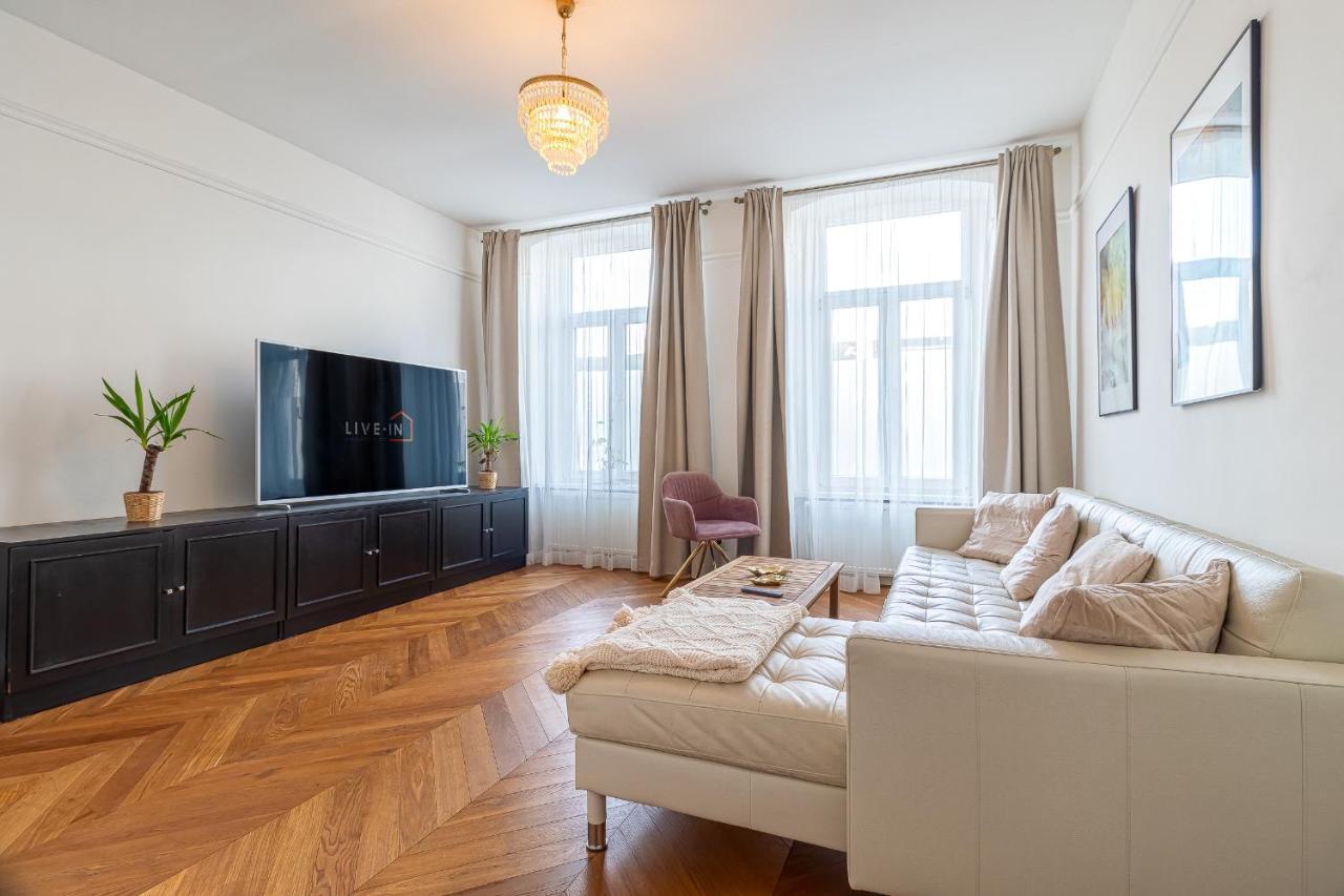 Trendy Apartment In Central บราติสลาวา ภายนอก รูปภาพ